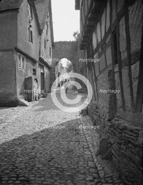 Travel views of Europe, between 1904 and 1938. Creator: Arnold Genthe.