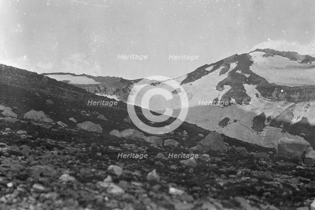 Travel views of Japan and Korea, 1908. Creator: Arnold Genthe.