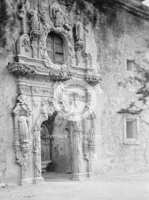 Travel views of the American Southwest, between 1899 and 1928. Creator: Arnold Genthe.