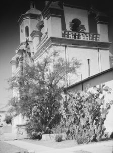 Travel views of the American Southwest, between 1899 and 1928. Creator: Arnold Genthe