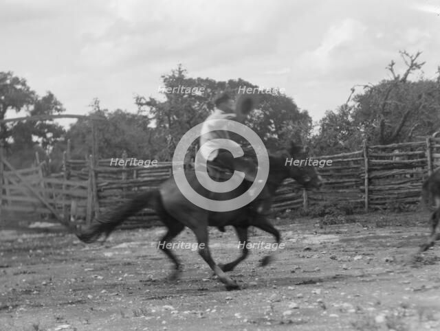 Travel views of the American Southwest, between 1899 and 1928. Creator: Arnold Genthe.