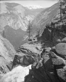 Travel views of Yosemite National Park, between 1903 and 1906. Creator: Arnold Genthe