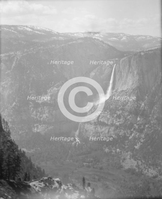 Travel views of Yosemite National Park, between 1903 and 1906. Creator: Arnold Genthe.
