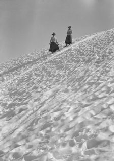 Travel views of Yosemite National Park, between 1903 and 1906. Creator: Arnold Genthe
