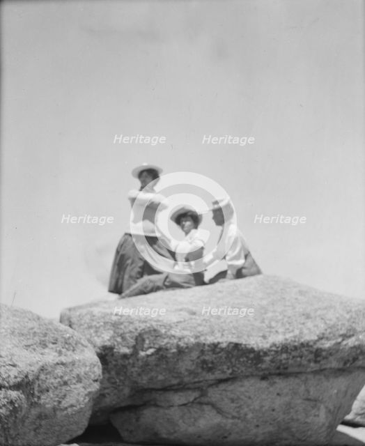 Travel views of Yosemite National Park, between 1903 and 1906. Creator: Arnold Genthe.
