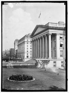 Treasury Building, between 1914 and 1917. Creator: Harris & Ewing