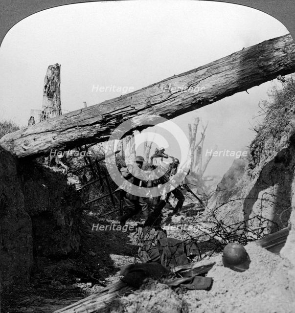 Trench warfare on the Wotan Line, Queant, France, World War I, 1917-1918.Artist: Realistic Travels Publishers