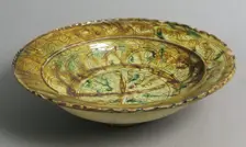 Tricolor Bowl, Byzantine, 14th century. Creator: Unknown