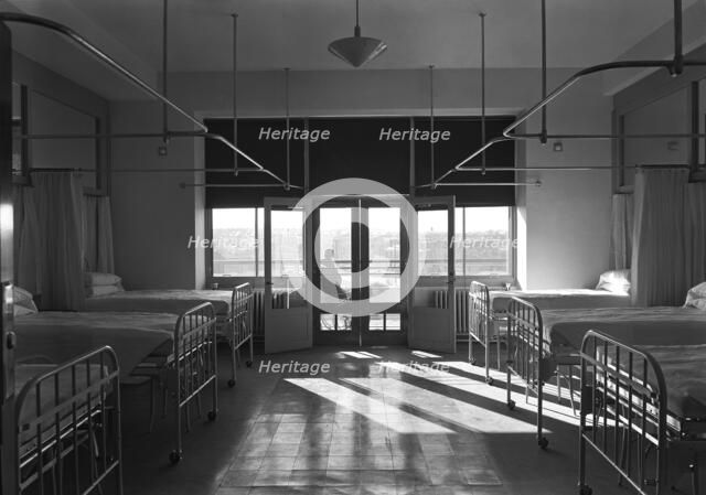 Triboro Hospital for Tuberculosis, Parsons Blvd., Jamaica, New York, 1940. Creator: Gottscho-Schleisner, Inc.