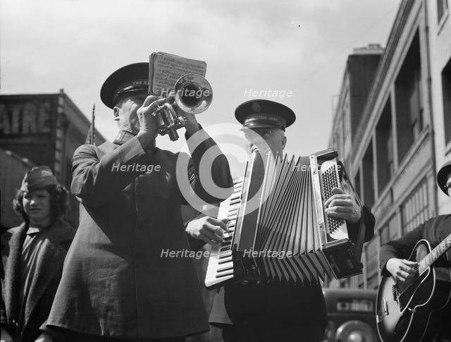 Trio, Salvation Army, San Francisco, California, 1939. Creator: Dorothea Lange.