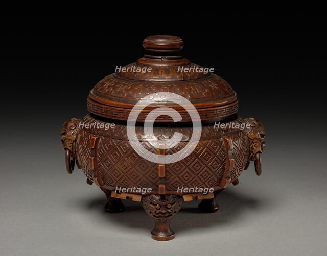 Tripod with Cover, late 1700s. Creator: Unknown.