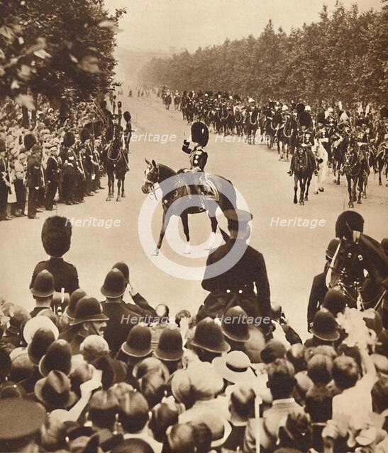 'Trooping the Colour Pageantry', 1937. Creator: Unknown.