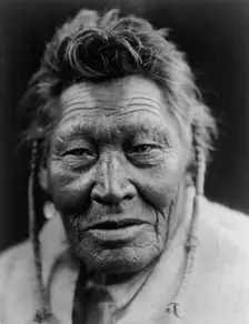 Tsaassi-Mis-salla ("Crow with Necklace")-Sarsi, c1927. Creator: Edward Sheriff Curtis