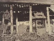 Tsagain Myo: Litters under a shed., August 29-30, 1855. Creator: Captain Linnaeus Tripe