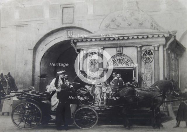Tsarina Alexandra Fyodorovna visiting the Iberian Chapel, Moscow, Russia, 1900s. Artist: Unknown