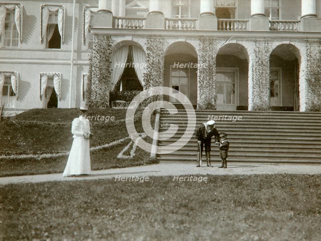 Tsarina Alexandra Fyodorovna with Tsarevich Alexei of Russia, c1907-c1910.  Artist: K von Hahn