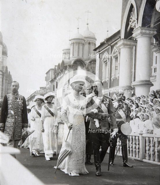 Tsar's family at the celebrations of the 300th anniversary of the House of Romanov, Russia, 1913. Artist: Unknown
