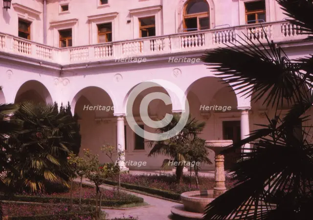 Tsars Winter Palace, Yalta, 20th century. Artist: CM Dixon.