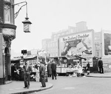 Tubby Isaacs stall, Middlesex Street, Aldgate, London, (1960s?). Creator: Unknown