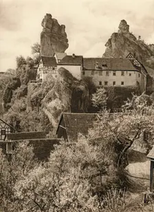Tuchersfeld (Frankische Schweiz). Judehof 1931. Artist: Kurt Hielscher