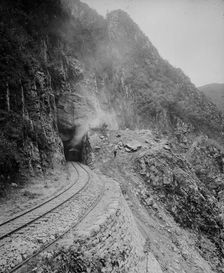 Tunnel 4 from 5, Temasopa [sic] Canon, between 1880 and 1897. Creator: William H. Jackson