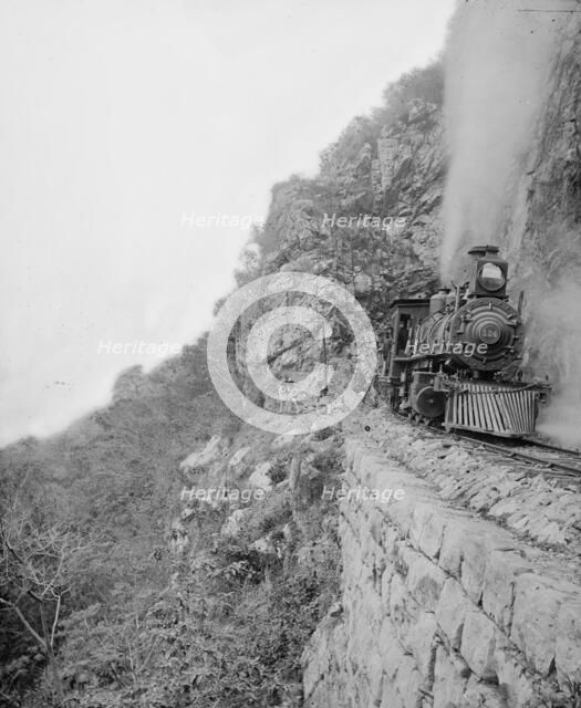 Tunnel 8, Temasopa [sic] Canon, between 1880 and 1897. Creator: William H. Jackson.