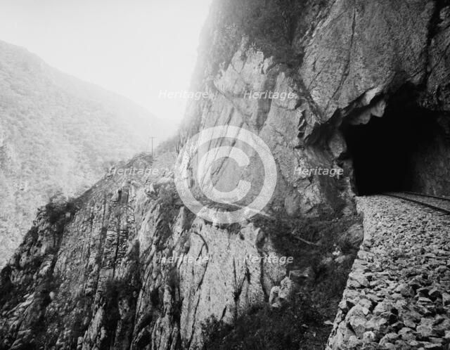 Tunnel No. 4, Temasopo [sic] Canyon, Mexico, between 1880 and 1897. Creator: William H. Jackson.