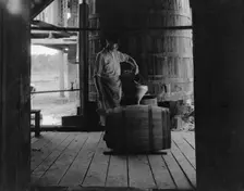 Turpentine "stiller" near Valdosta, Georgia, 1937. Creator: Dorothea Lange