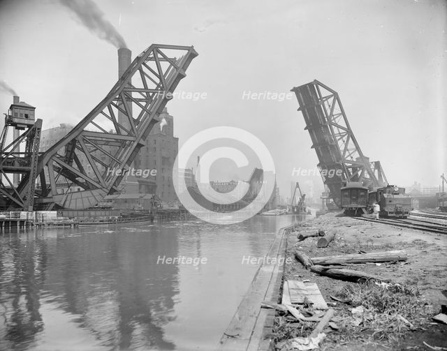 Twelfth St. Vascule (i.e. Bascule) Bridge, Chicago, between 1900 and 1906. Creator: Unknown.