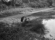 Two participants in the Bugatti Owners Club car treasure hunt, 25 October 1931. Artist: Bill Brunell