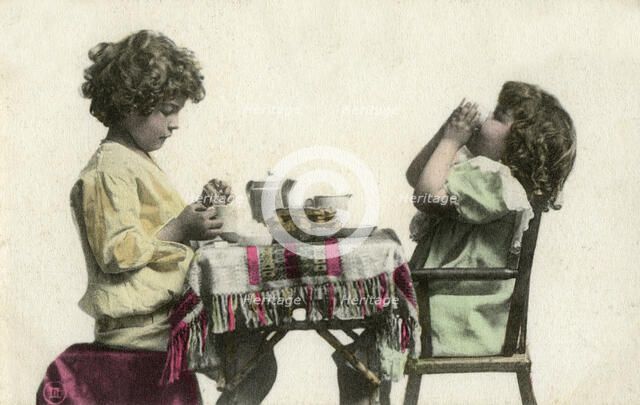 Two young children, late 19th or early 20th century. Artist: Unknown
