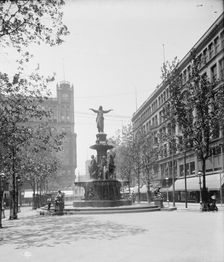 Tyler-Davidson Fountain, Cincinnati, Ohio, between 1900 and 1906. Creator: Unknown