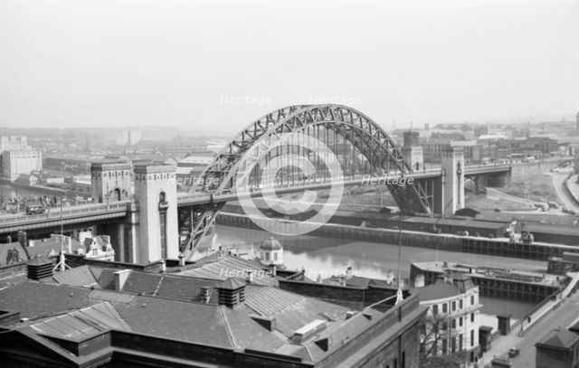 Tyne Bridge, Newcastle upon Tyne, Tyne and Wear, 1945-1980. Artist: Eric de Maré