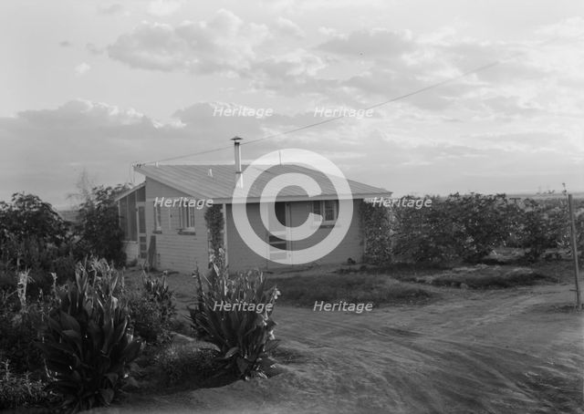 Type house at "Garden Homes", Kern County, California, 1938. Creator: Dorothea Lange.