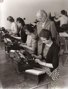 Typist training, 1961