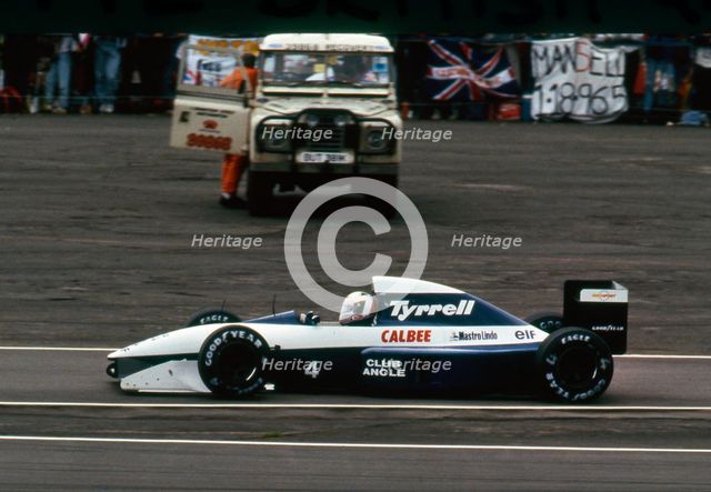 Tyrrell Ilmor 020-B , Andrea De Cesaris 1992 British Grand Prix. Creator: Unknown.