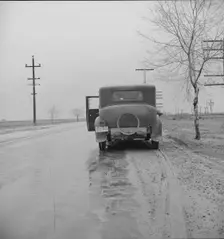 U.S. 99. Near Tulare, California, 1939. Creator: Dorothea Lange