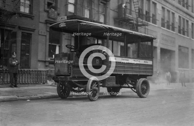 U.S. Mail truck, between c1910 and c1915. Creator: Bain News Service.