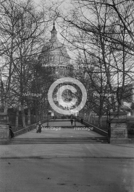 U.S. Capitol, Washington, D.C., between 1896 and 1942. Creator: Arnold Genthe.