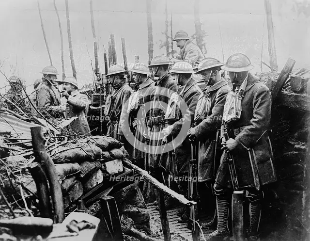 U.S. infantry & machine gun men assigned in trenches, between c1915 and c1920. Creator: Bain News Service.