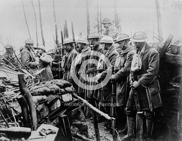 U.S. infantry & machine gun men assigned in trenches, between c1915 and c1920. Creator: Bain News Service.