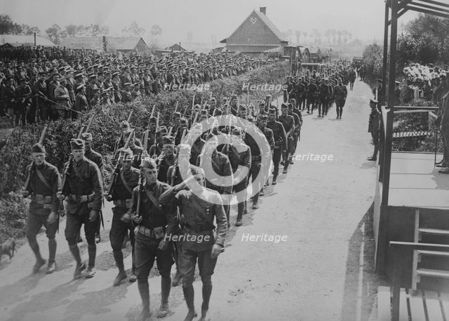 U.S. soldiers reviewed by King Geo., between c1915 and c1920. Creator: Bain News Service.