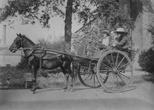U.S. wounded in England, between c1915 and c1920. Creator: Bain News Service