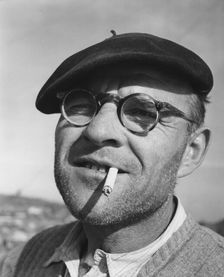 Umberto Bratti, a Donzere-Mondragon canal and power worker, 1952