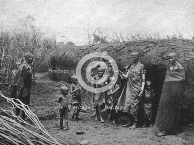 ''Un camp chez les Massai; Le Nord-Est Africain', 1914. Creator: Unknown.