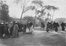 'Un enterrement arabe au Caire; Le Nord-Est Africain 1914. Creator: Unknown