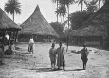 'Un type de village negre: Kindia; L'Ouest Africain 1914. Creator: Unknown