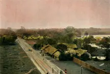 Un Village Tonkinois (Village in Tonkin), 1900. Creator: Unknown