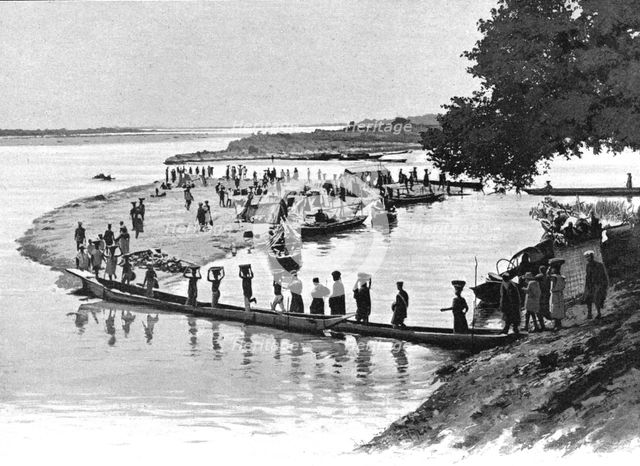 ''Un village de pecheurs sur le Niger, pres de Baro; L'Ouest Africain', 1914. Creator: Unknown.