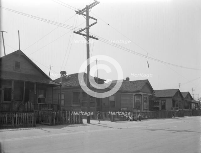 [Untitled, possibly related to: Housing, Los Angeles], 1936. Creator: Dorothea Lange.